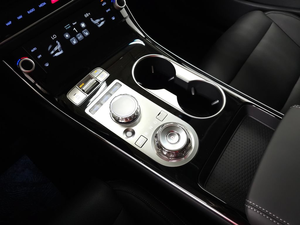 New 2026 Genesis GV70 2.5T AWD/4WD image 22