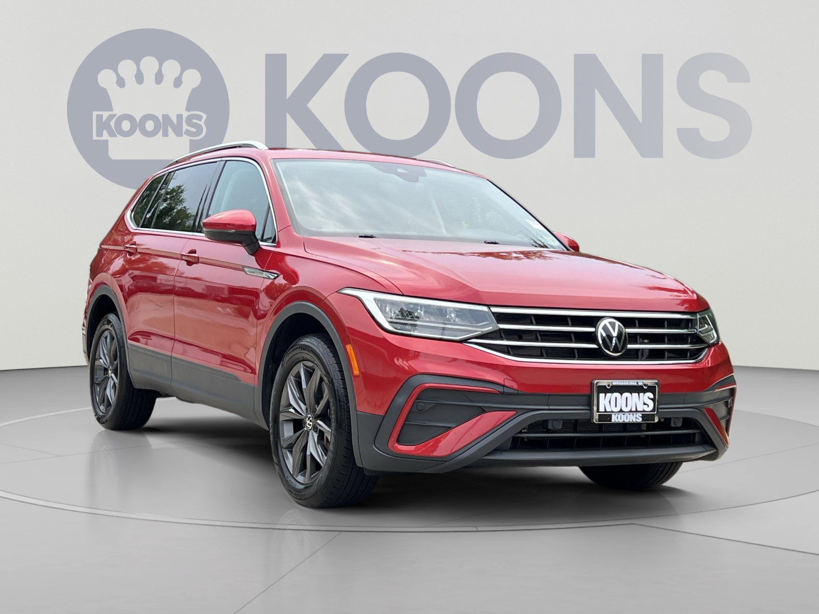 Used 2022 Volkswagen Tiguan SE AWD/4WD image 10