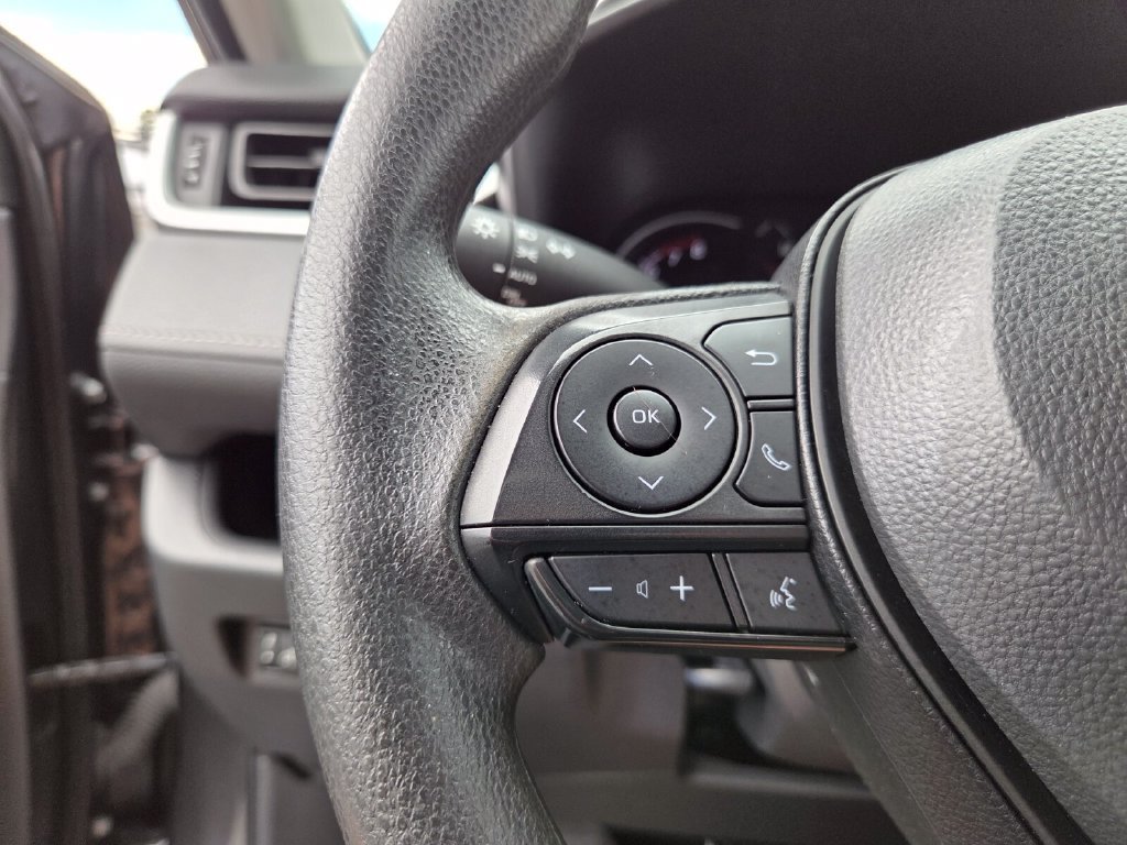Certified 2024 Toyota RAV4 XLE FWD image 23