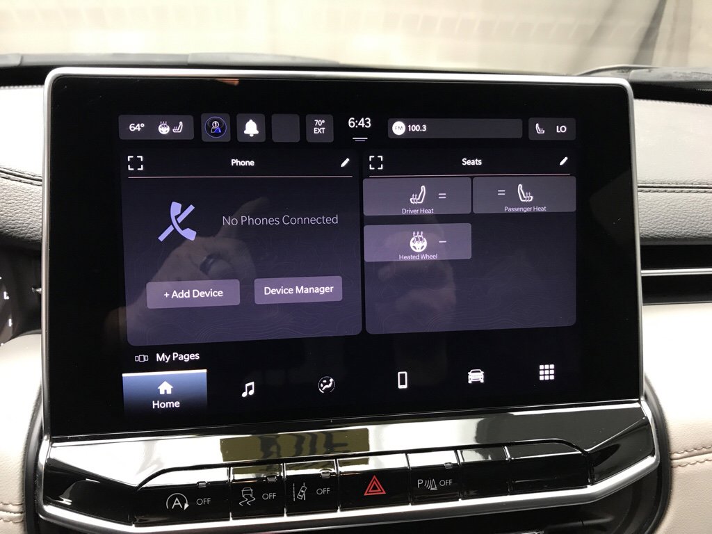 Used 2024 Jeep Compass Limited image 14