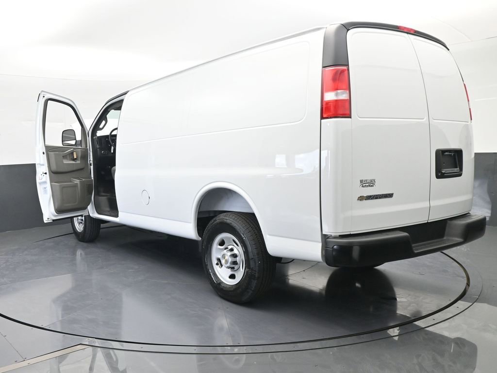 New 2025 Chevrolet Express 2500 w/ Driver Convenience Package image 71