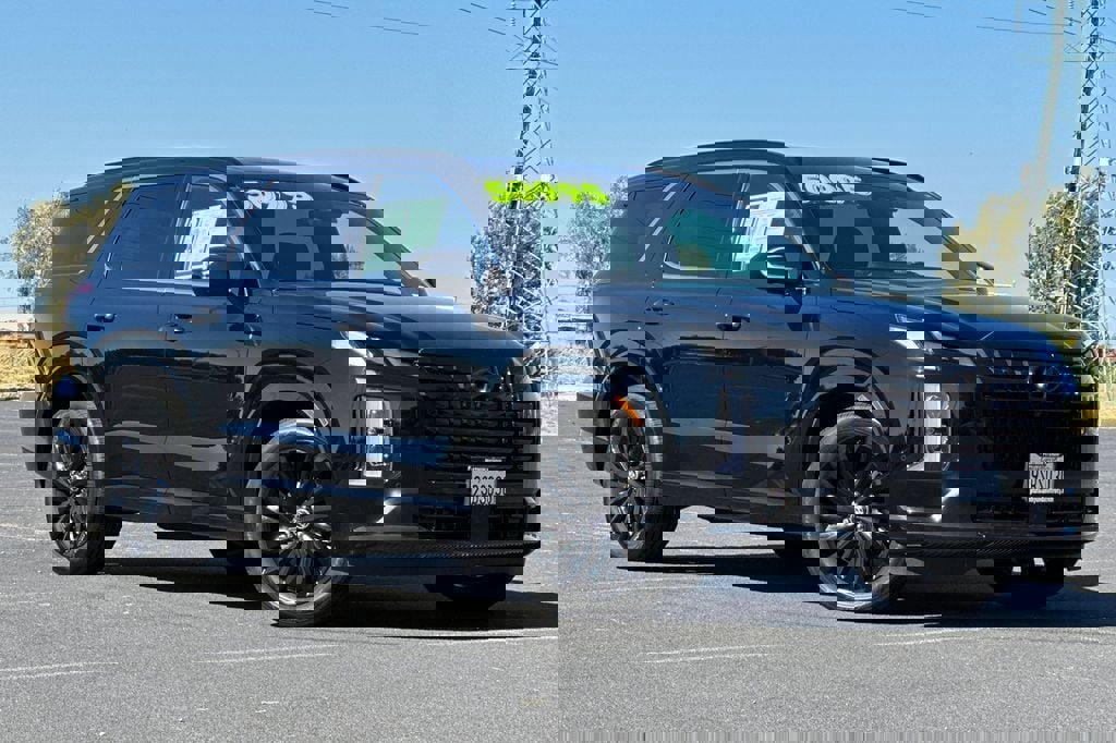 Used 2025 Hyundai Palisade Calligraphy image 2