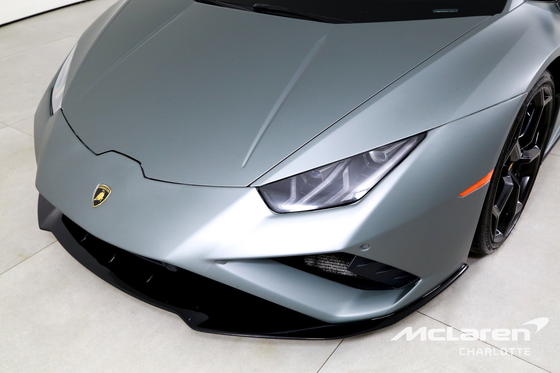 Used 2021 Lamborghini Huracan EVO image 30