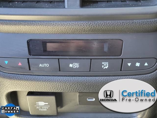 Used 2025 Honda Pilot TrailSport image 17