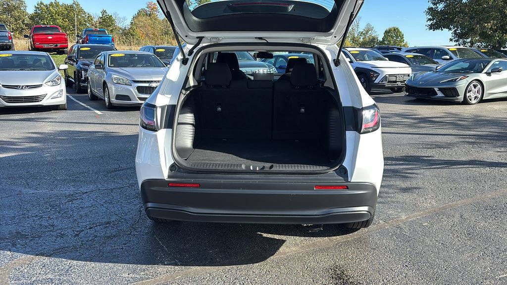 Certified 2025 Honda HR-V LX image 32