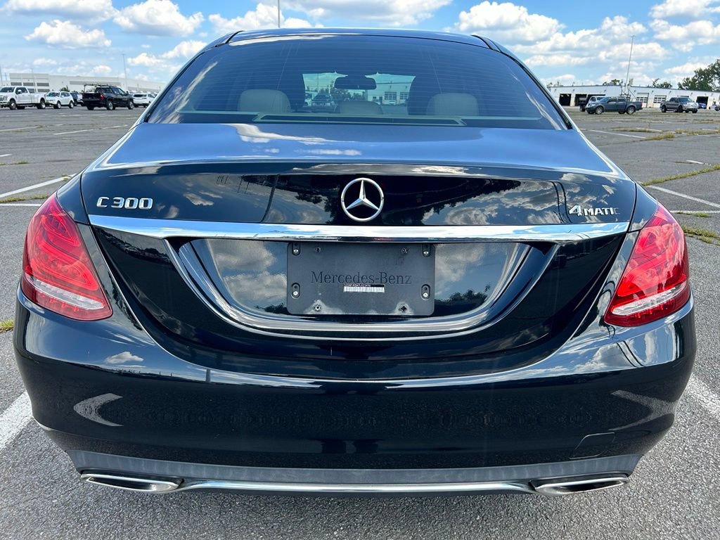Used 2015 Mercedes-Benz C 300 4MATIC Sedan image 8