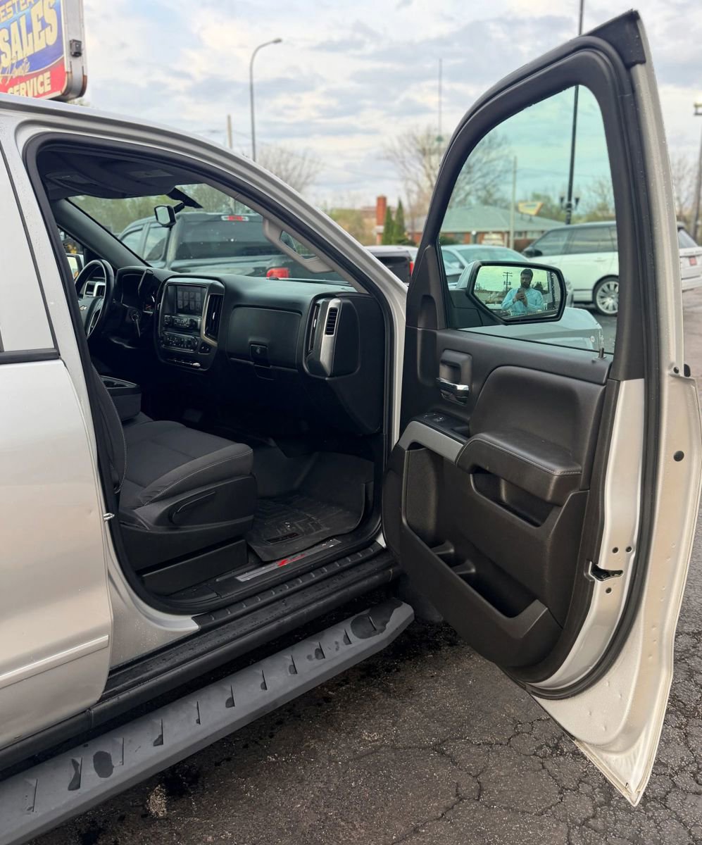 Used 2017 Chevrolet Silverado 1500 LT w/ All Star Edition image 9