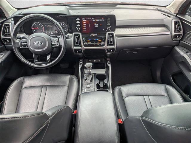 Used 2021 Kia Sorento S image 16
