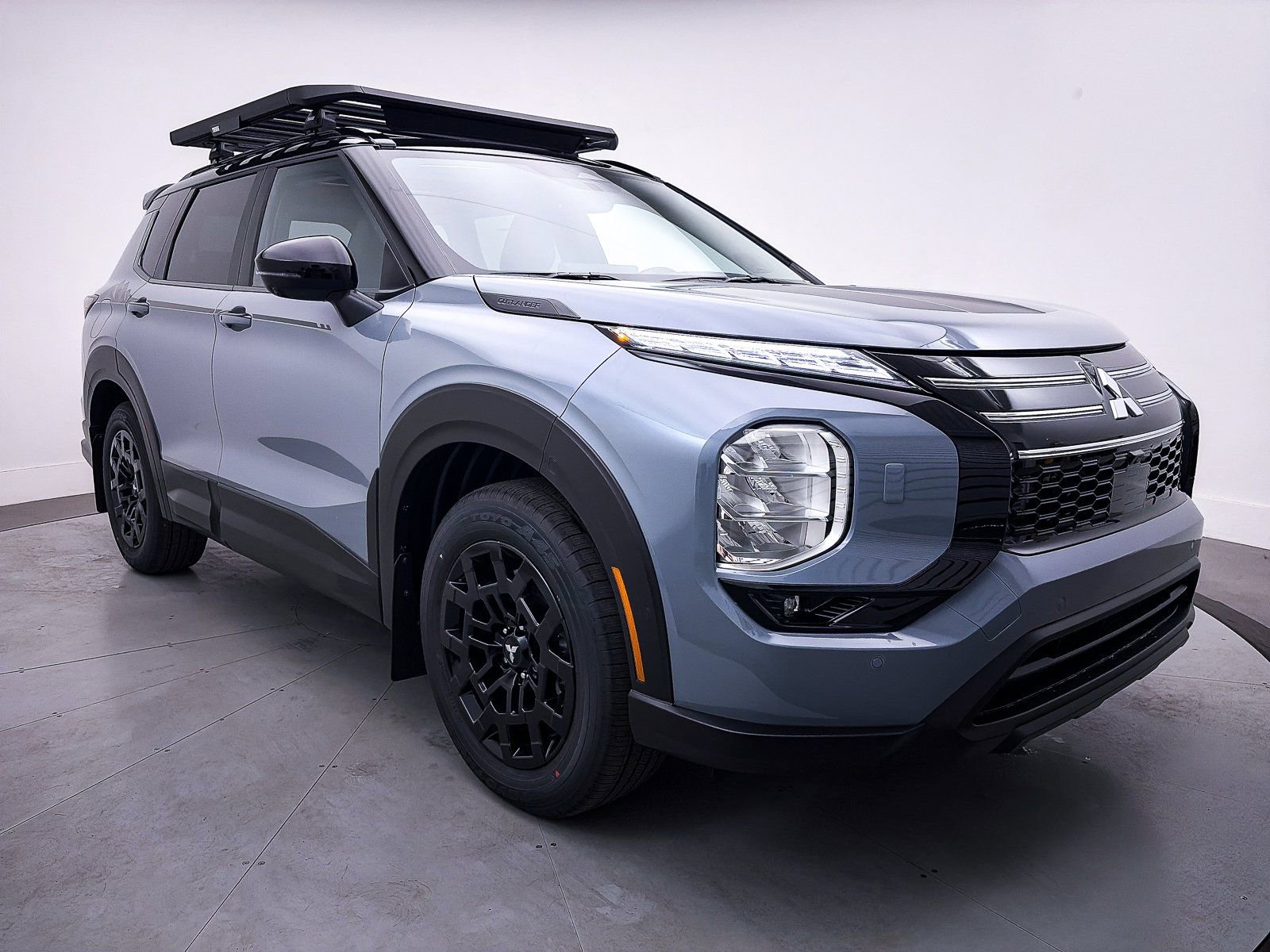 New 2026 Mitsubishi Outlander Trail Edition image 1