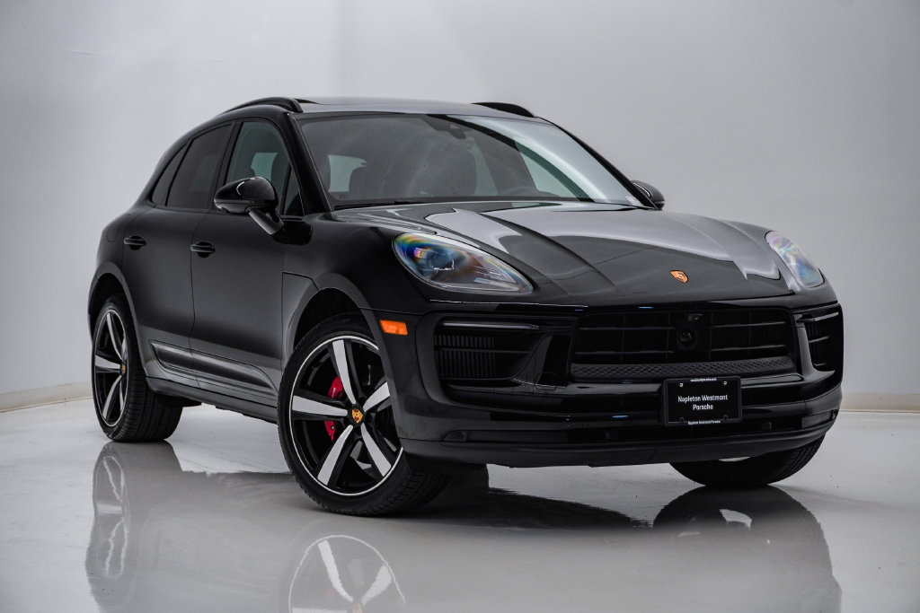 Certified 2026 Porsche Macan S AWD/4WD image 8