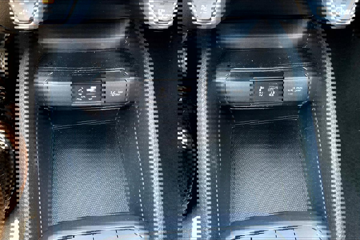 Used 2019 Kia Rio S image 31