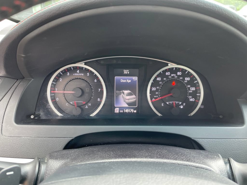 Used 2016 Toyota Camry SE w/ Moonroof Package FWD image 19
