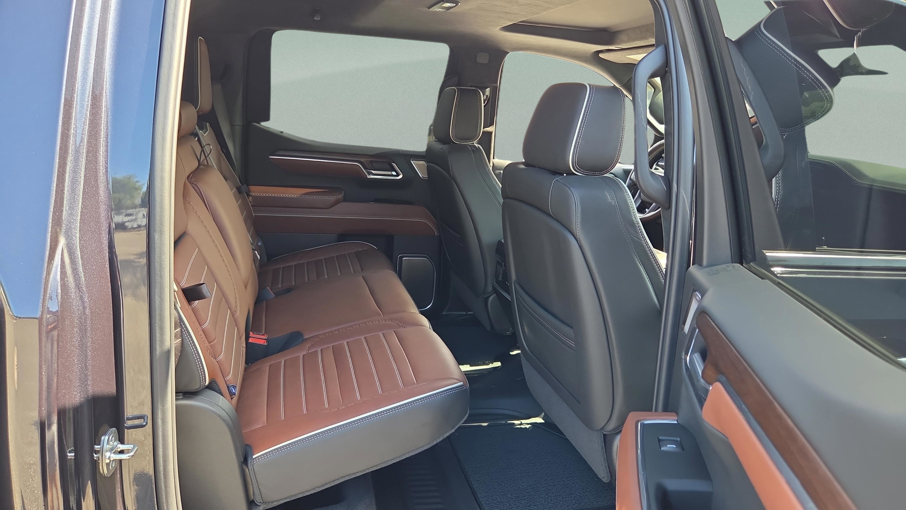 Used 2025 GMC Sierra 1500 Denali Ultimate AWD/4WD image 14