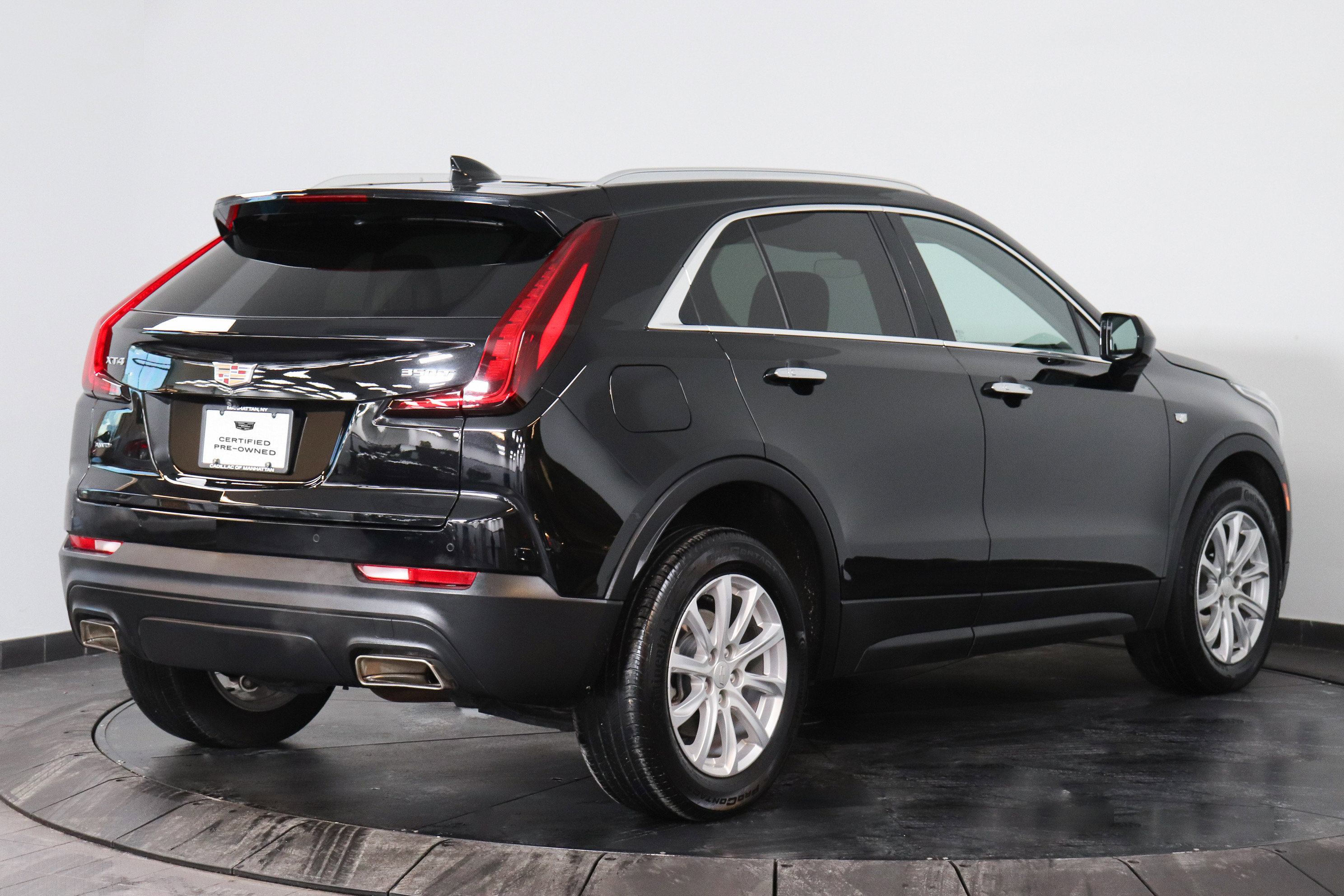 Used 2023 Cadillac XT4 Luxury image 5