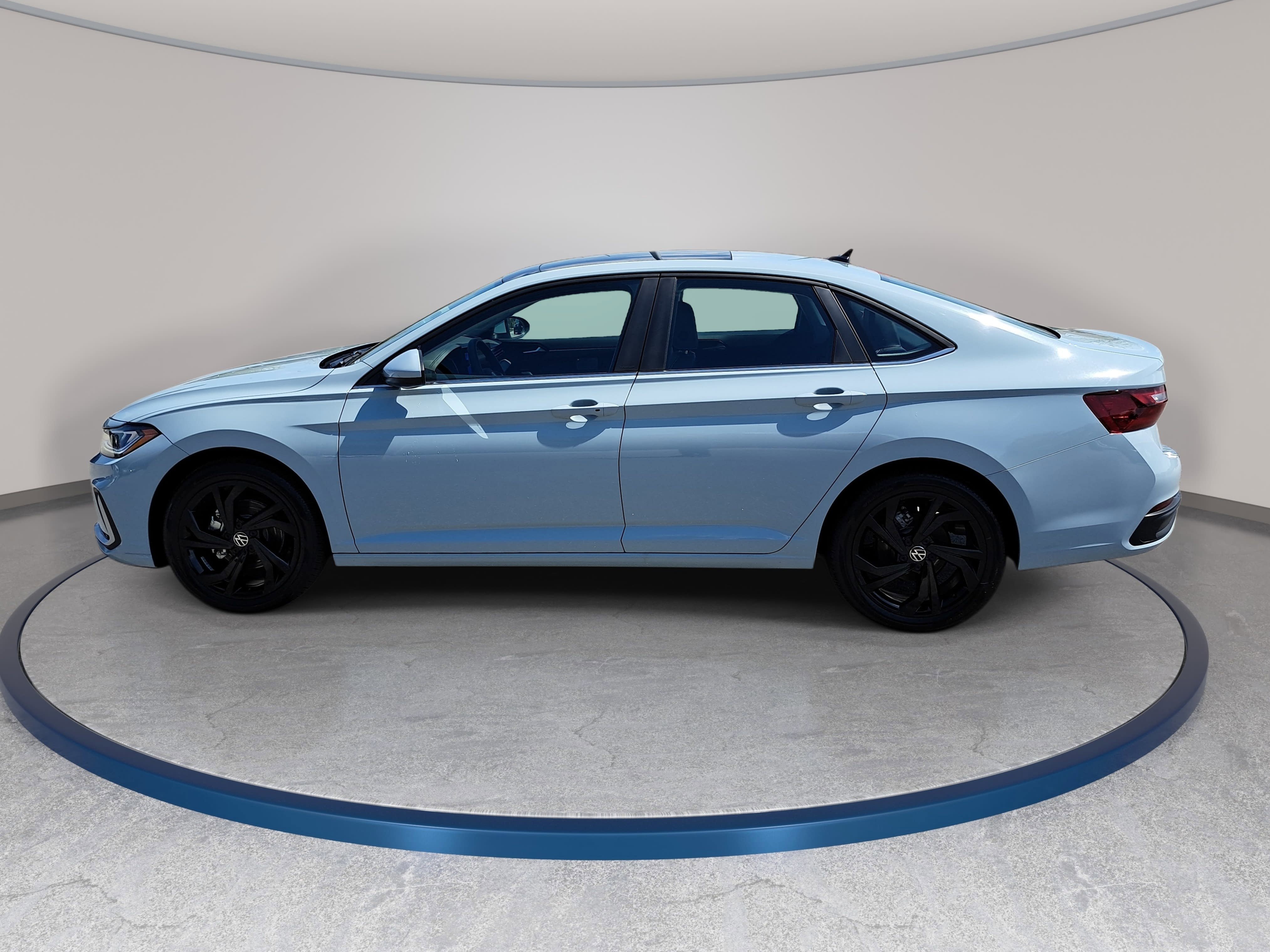 New 2026 Volkswagen Jetta SE FWD image 8