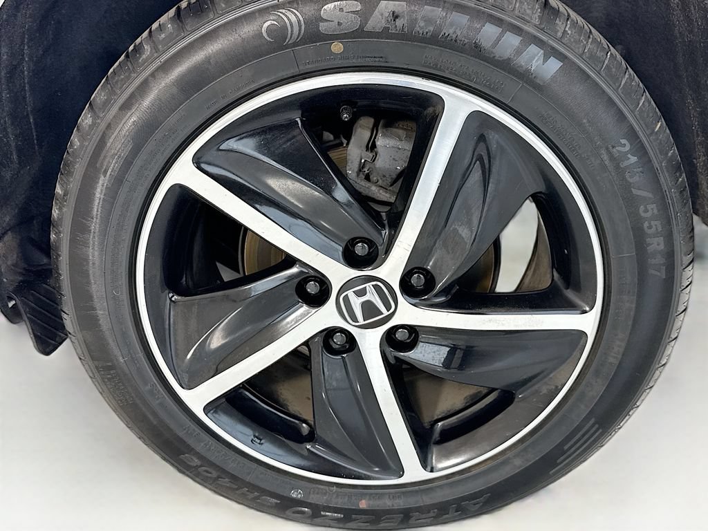 Certified 2019 Honda HR-V Touring image 31