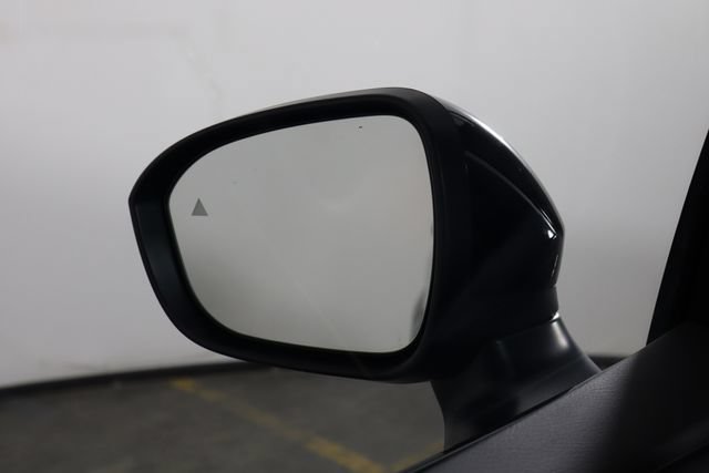 Used 2023 Nissan Ariya FWD image 43
