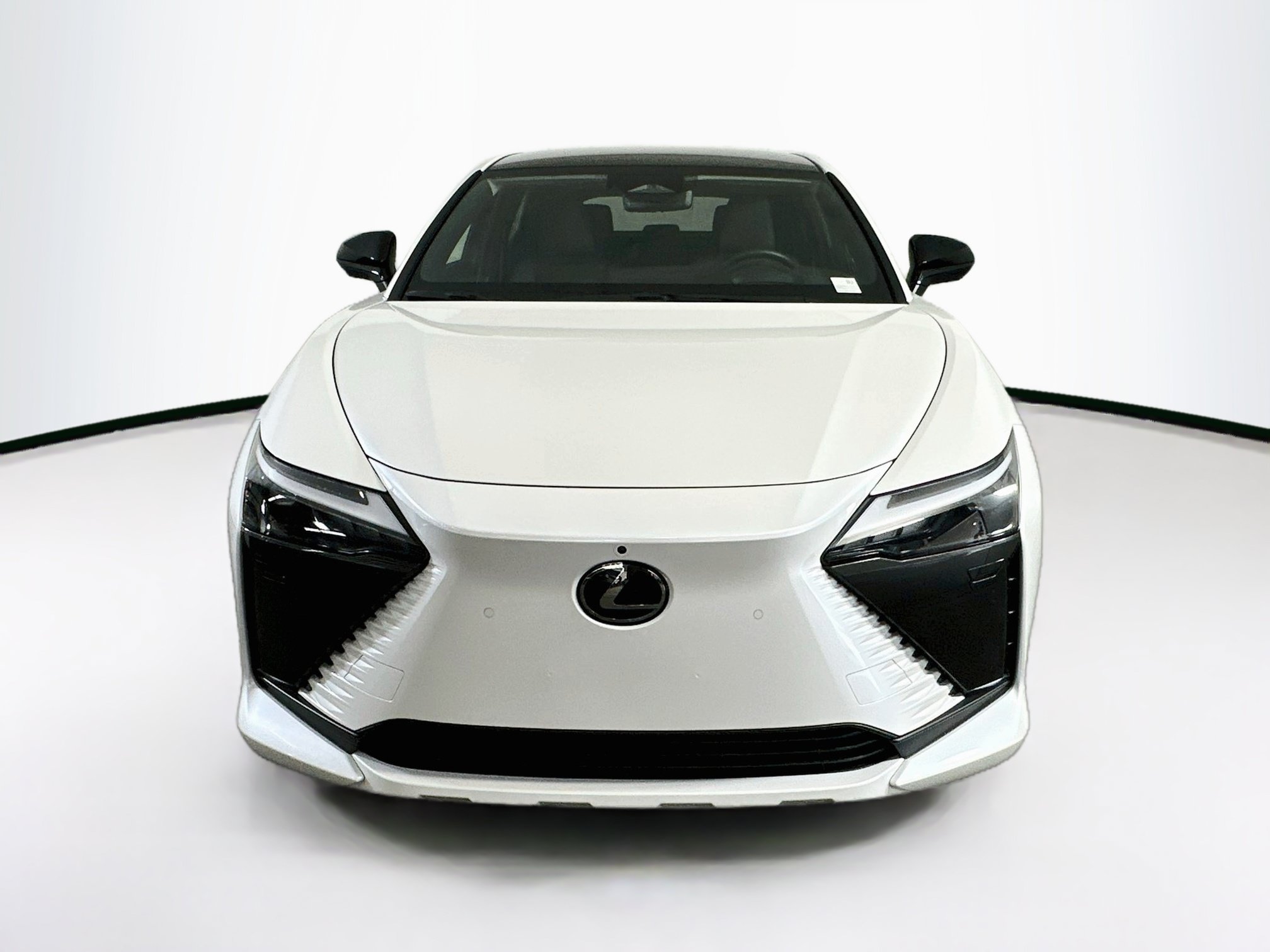 Used 2023 Lexus RZ 450e Premium w/ Technology Package AWD/4WD image 2