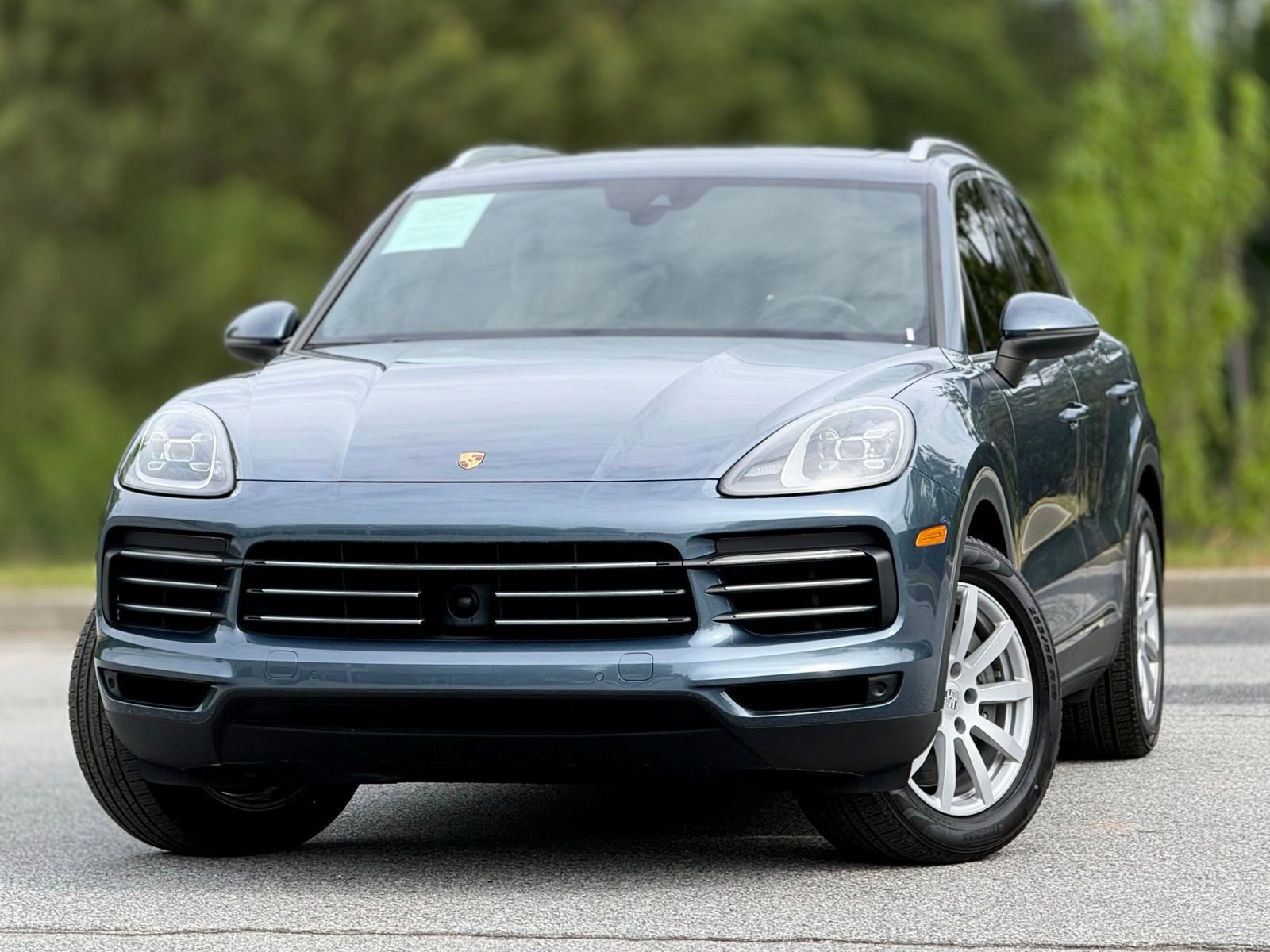Used 2019 Porsche Cayenne S w/ Premium Package AWD/4WD image 2