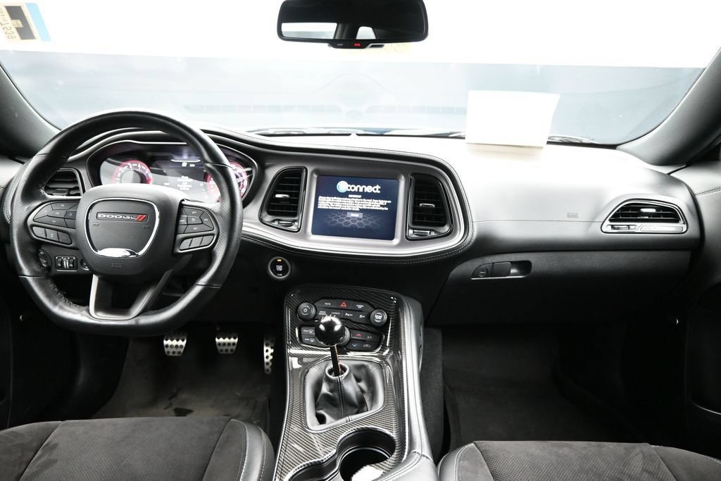 Used 2022 Dodge Challenger R/T Scat Pack w/ T/A Package RWD image 11