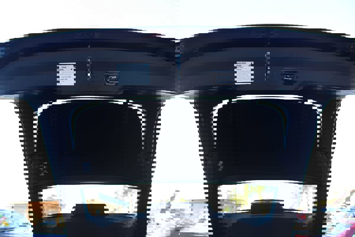 Used 2018 BMW 640i Gran Turismo xDrive image 38