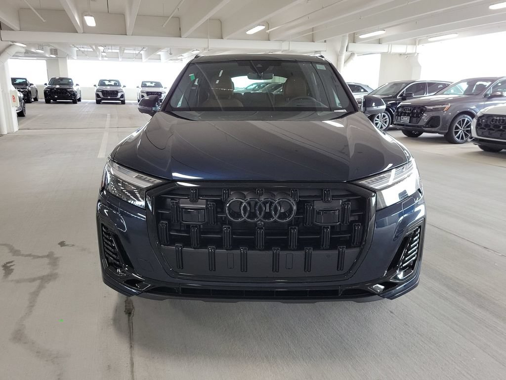 Certified 2025 Audi Q7 3.0T Prestige w/ Prestige Package AWD/4WD image 3