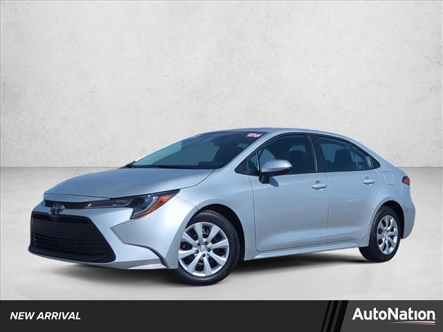 Used 2026 Toyota Corolla LE FWD image 1