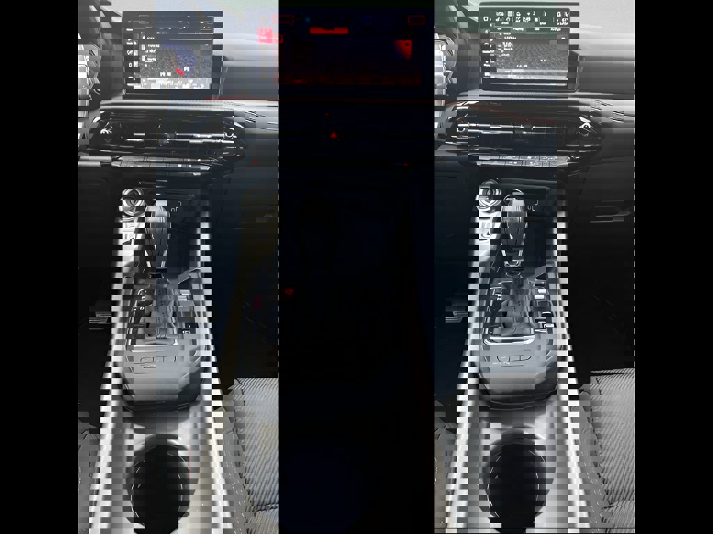 Used 2024 Dodge Hornet R/T image 11