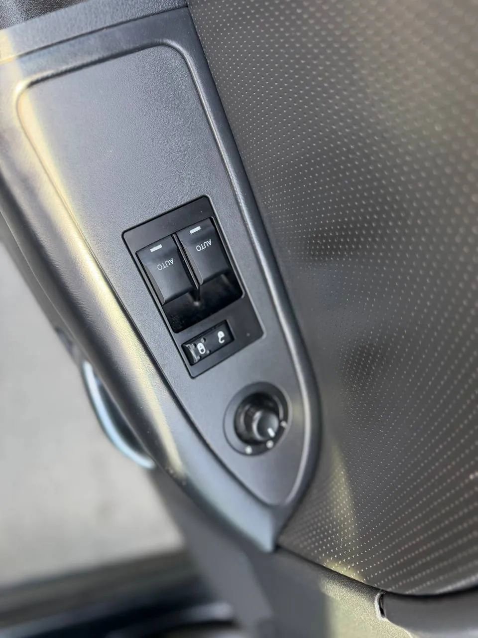 Used 2012 Dodge Challenger R/T Plus image 34