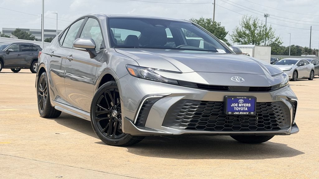 Certified 2026 Toyota Camry SE FWD image 2