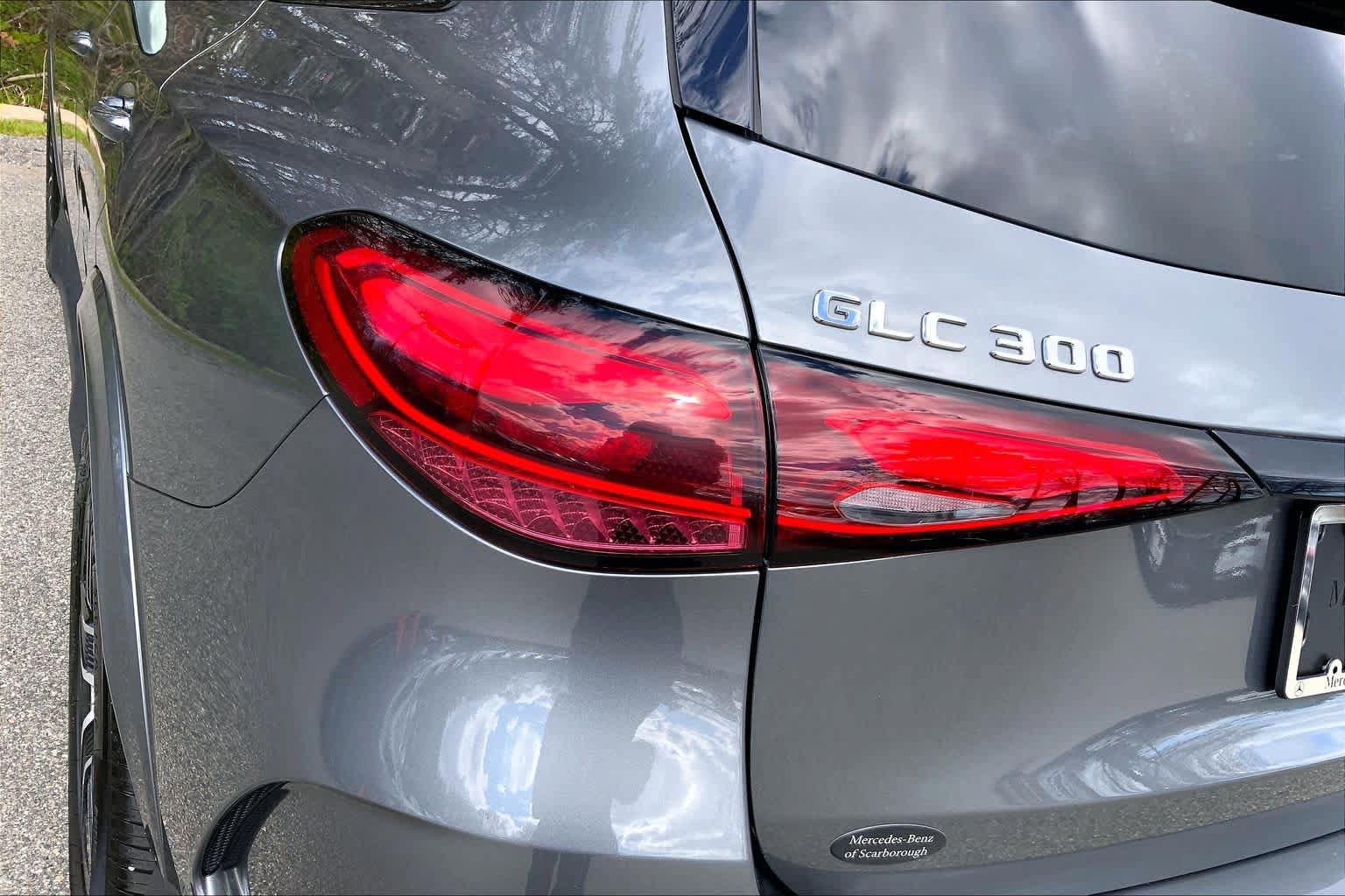Used 2023 Mercedes-Benz GLC 300 4MATIC image 28