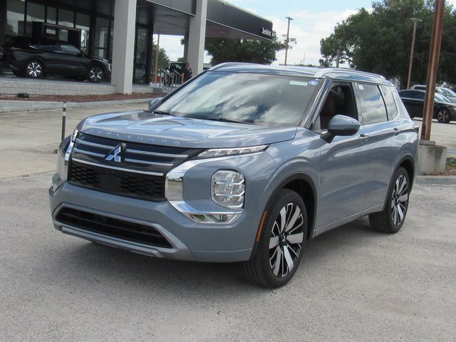 New 2025 Mitsubishi Outlander SEL image 6
