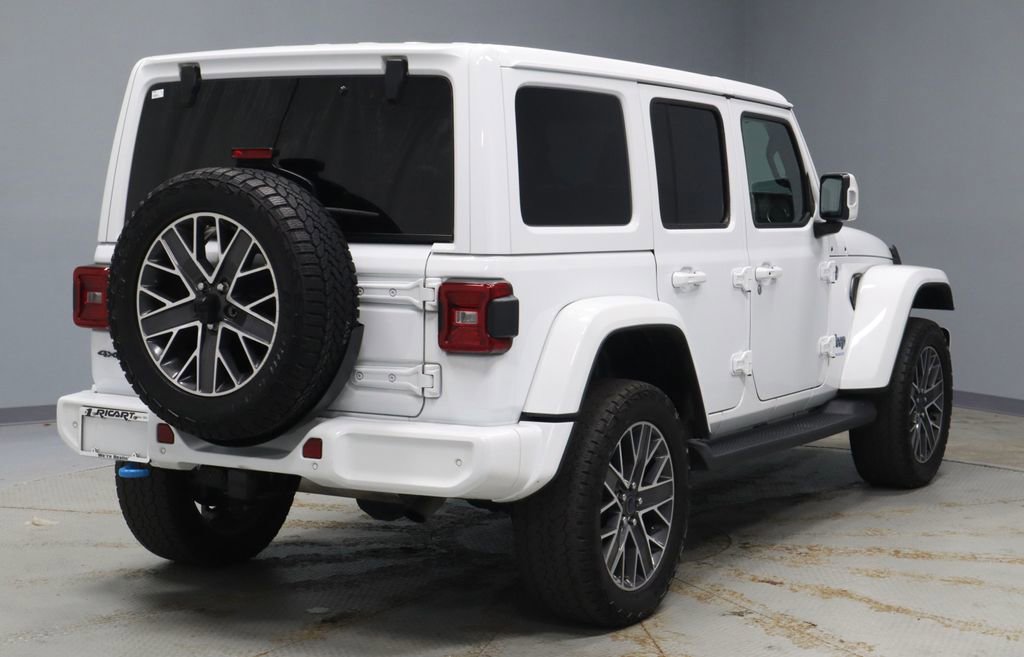 Used 2024 Jeep Wrangler High Altitude AWD/4WD image 11