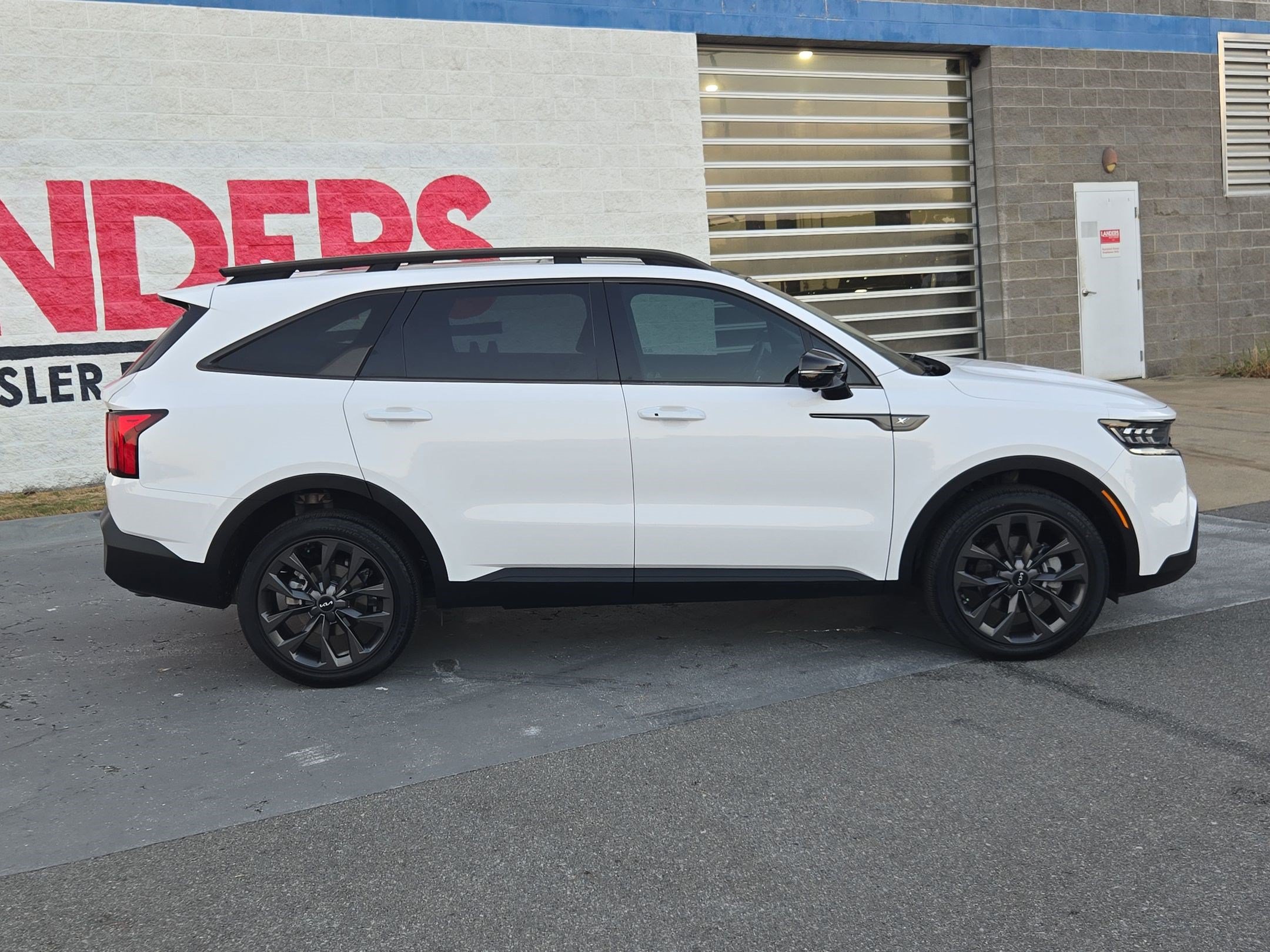 Used 2023 Kia Sorento SX Prestige AWD/4WD image 8