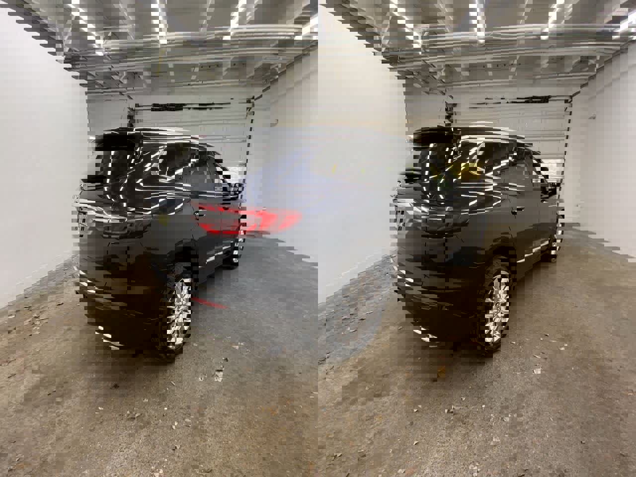 Used 2020 Buick Enclave Premium w/ Sun and Sites Package image 6