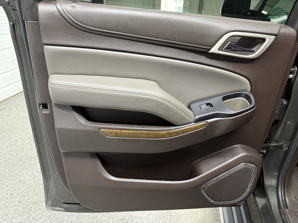 Used 2019 GMC Yukon XL Denali w/ Denali Ultimate Package image 31