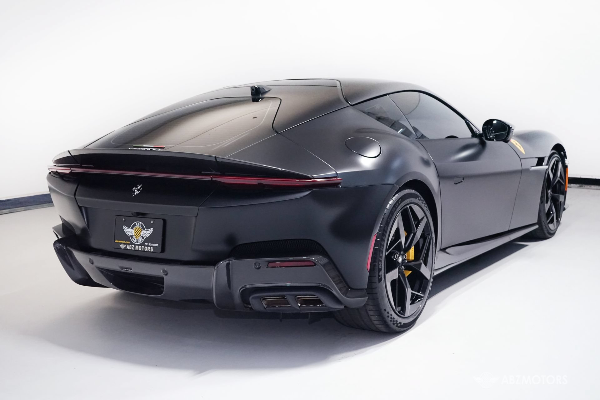 Used 2025 Ferrari 12Cilindri RWD image 7