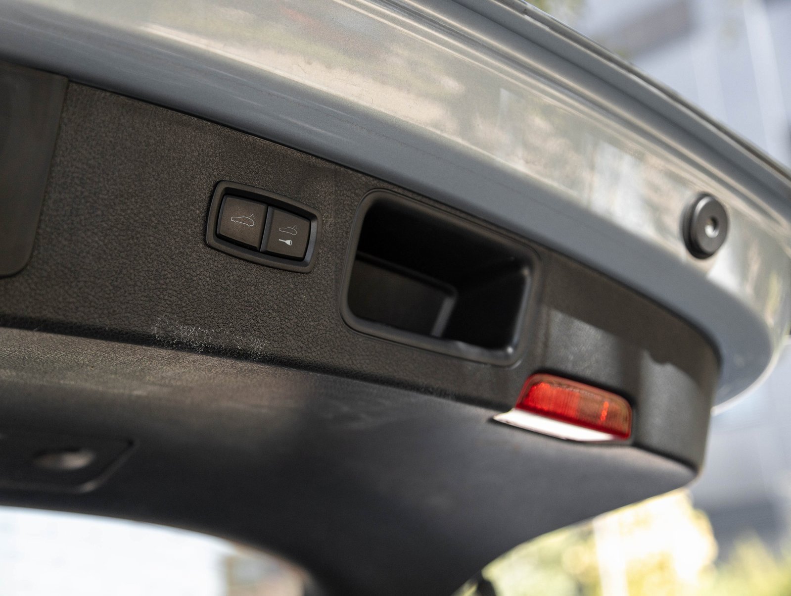 Used 2024 Porsche Macan Turbo image 30