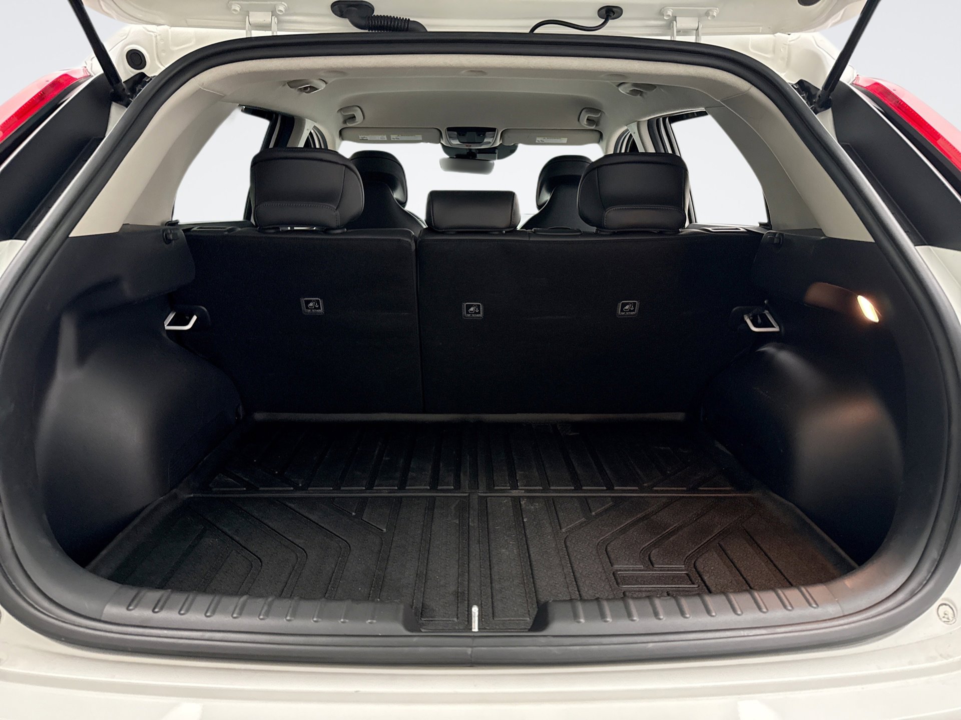 Used 2025 Kia Niro EX FWD image 19