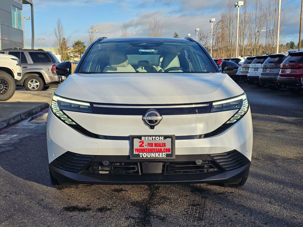 New 2026 Nissan Leaf Platinum+ w/ Cargo Package (Platinum+) image 2