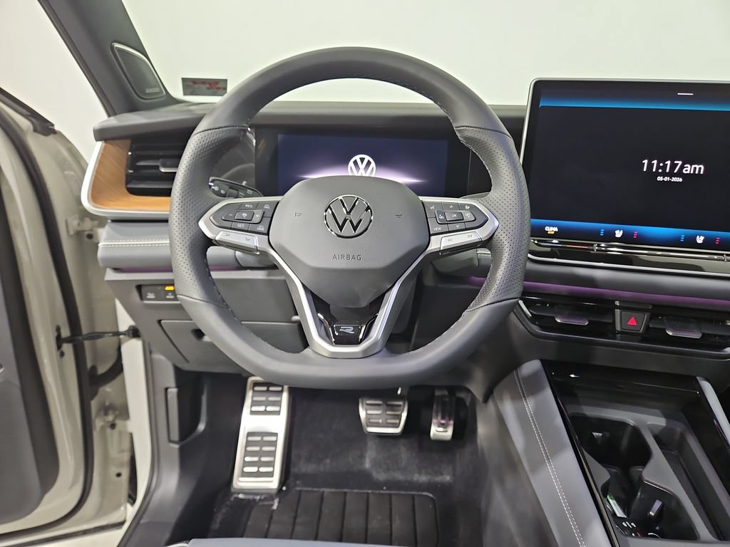 New 2026 Volkswagen Tiguan SEL R-Line AWD/4WD image 13
