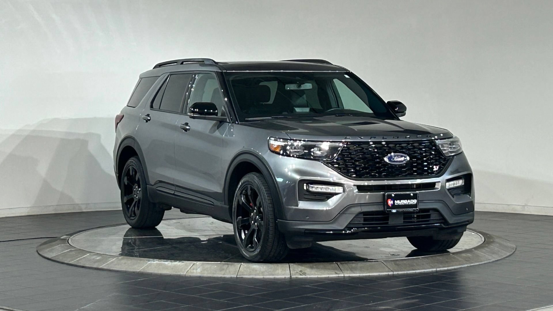 Used 2023 Ford Explorer ST w/ Equipment Group 401A AWD/4WD image 2