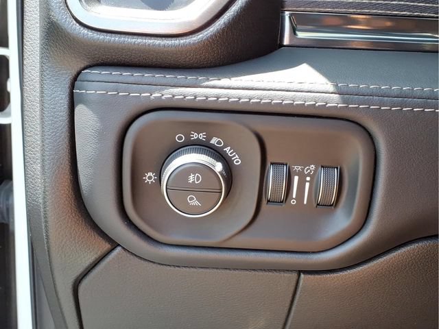 Used 2021 RAM 2500 Limited AWD/4WD image 15
