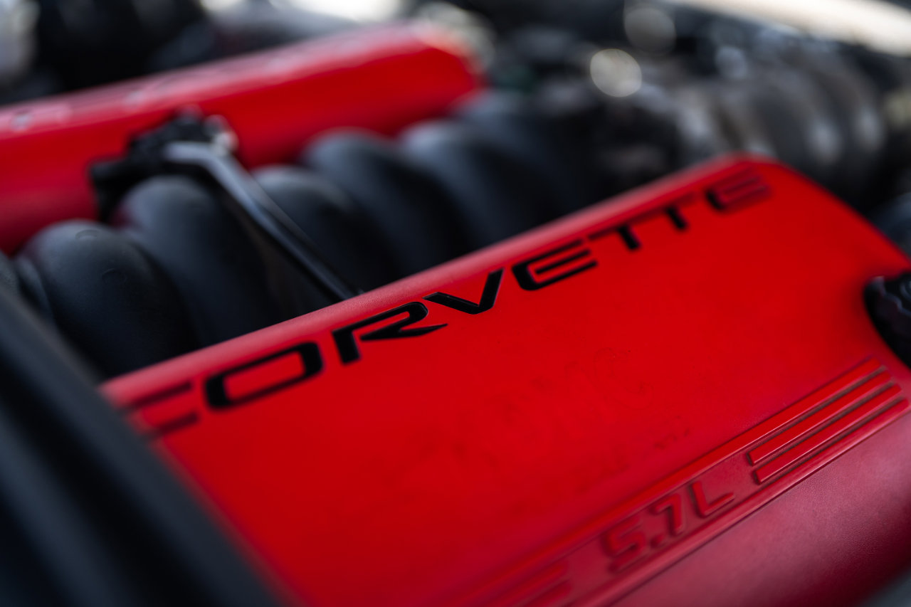 Used 2004 Chevrolet Corvette Z06 w/ Memory Package image 44