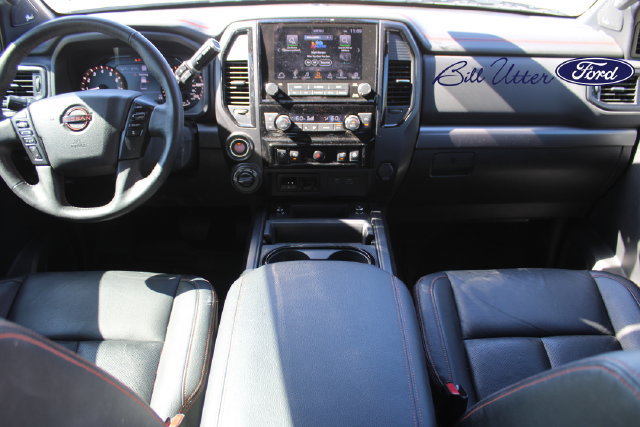 Used 2023 Nissan Titan PRO-4X w/ Pro-4x Convenience Package AWD/4WD image 17