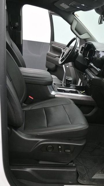 Used 2023 Chevrolet Silverado 1500 LTZ image 13