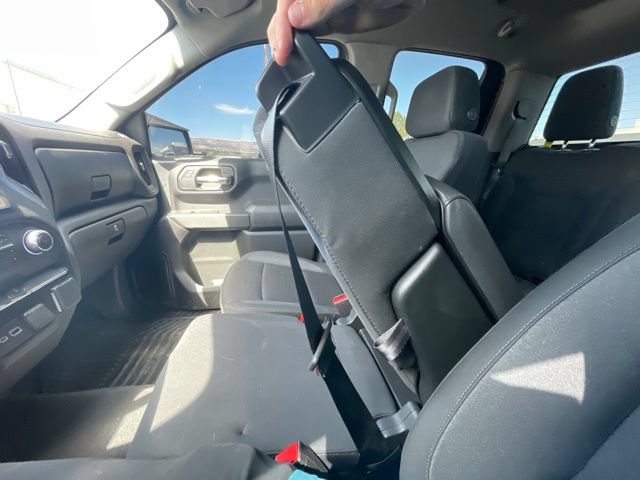 Used 2025 Chevrolet Silverado 1500 Custom AWD/4WD image 10
