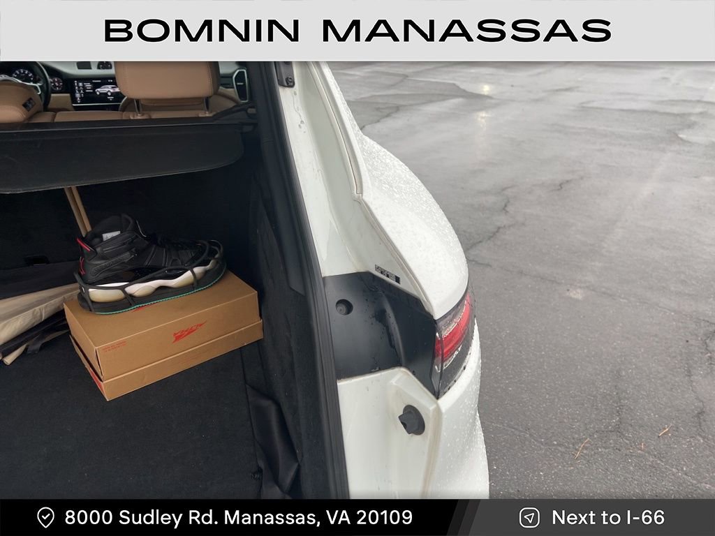 Used 2021 Porsche Cayenne image 10