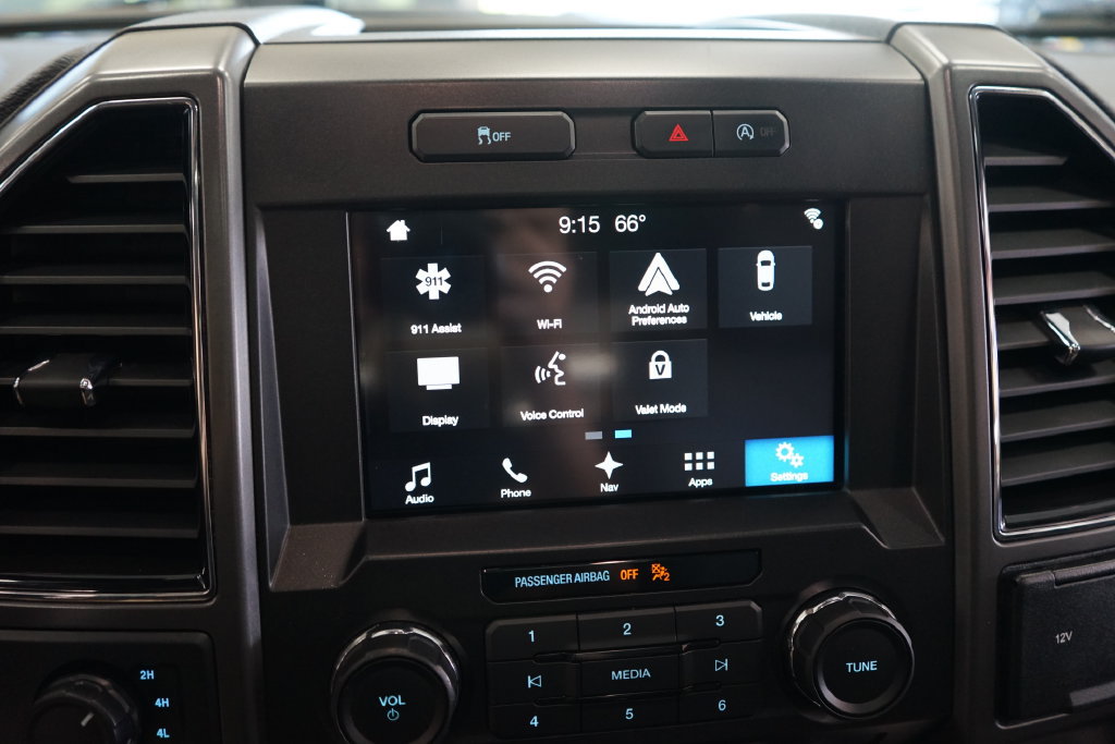 Used 2018 Ford F150 XLT w/ Equipment Group 302A Luxury AWD/4WD image 36