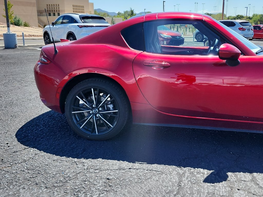 Used 2025 MAZDA MX-5 Miata RF Grand Touring RWD image 5